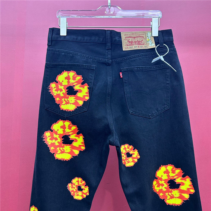 DENIM TEARS DT010
