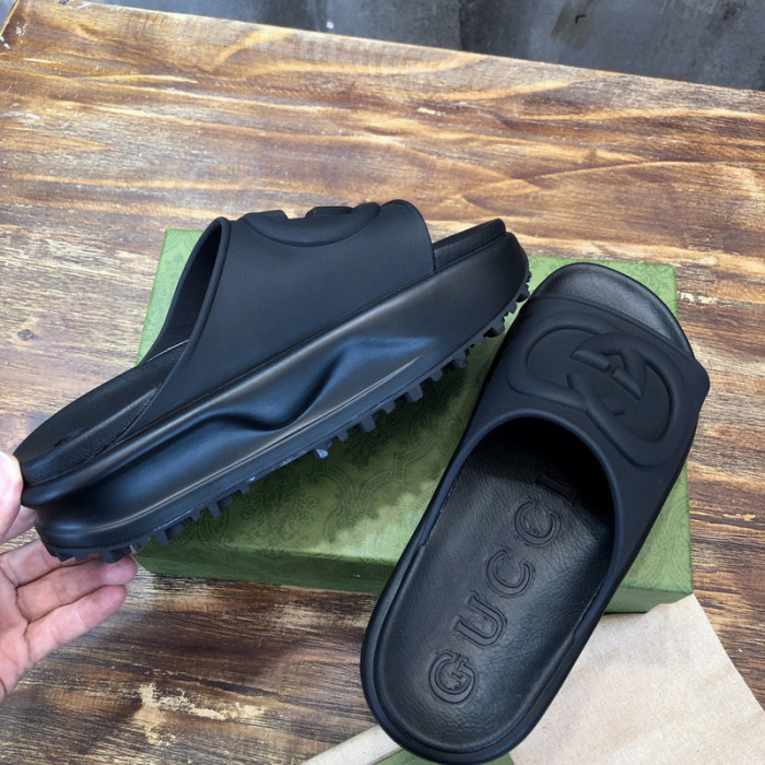 Gucc* Sandal 139
