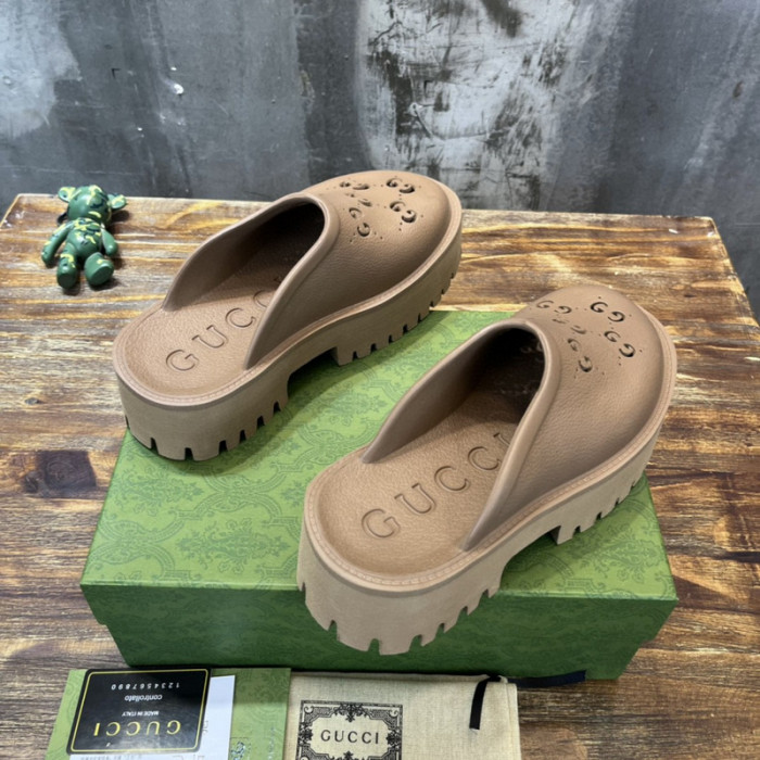 Gucc* Sandal 142