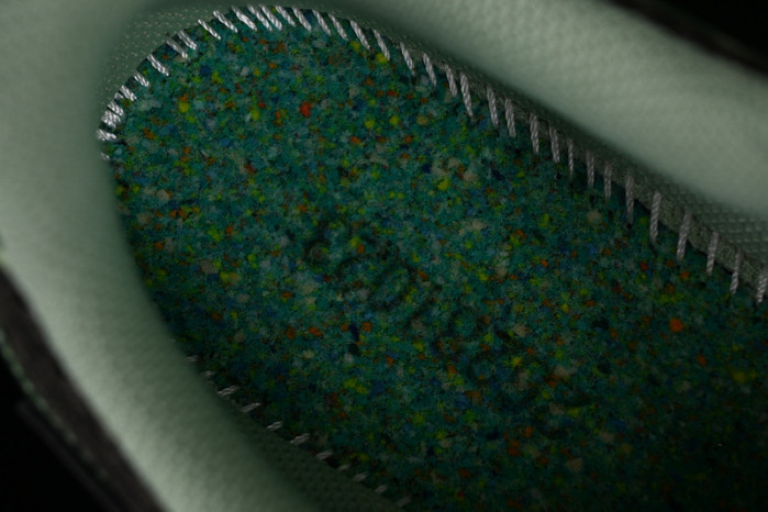 As*ic*s gel quantum kinetic