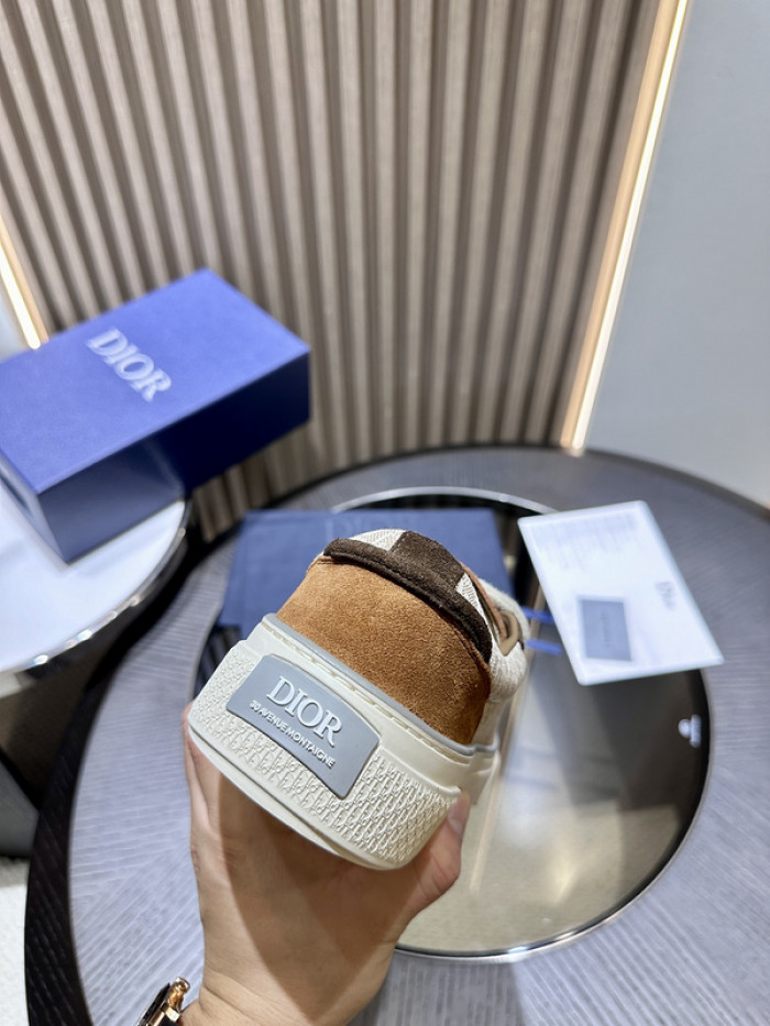 D10r b33 sneakers b330003