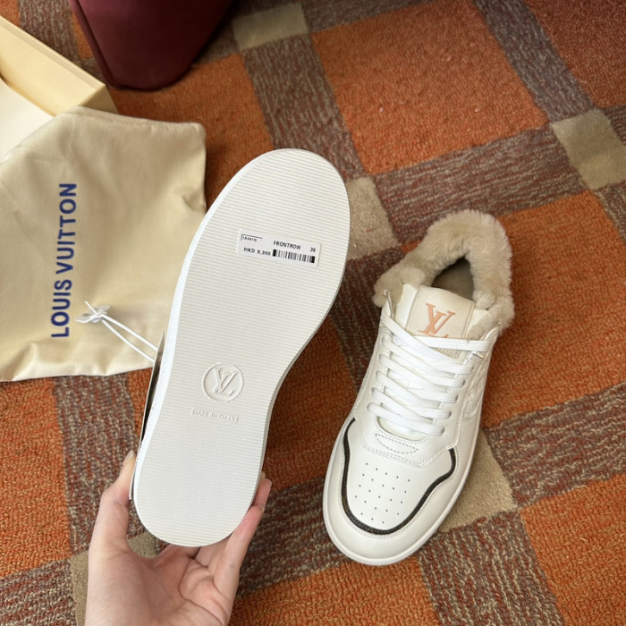 LV LV-000630
