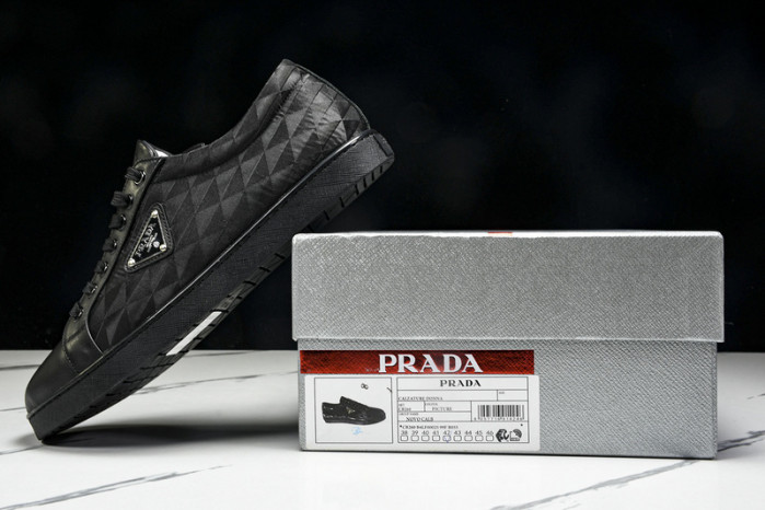 Pra*a snekaers p000175