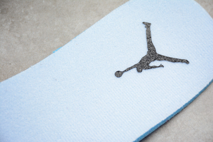 Air Jordan 3 Retro Seoul Korea AV8370-100