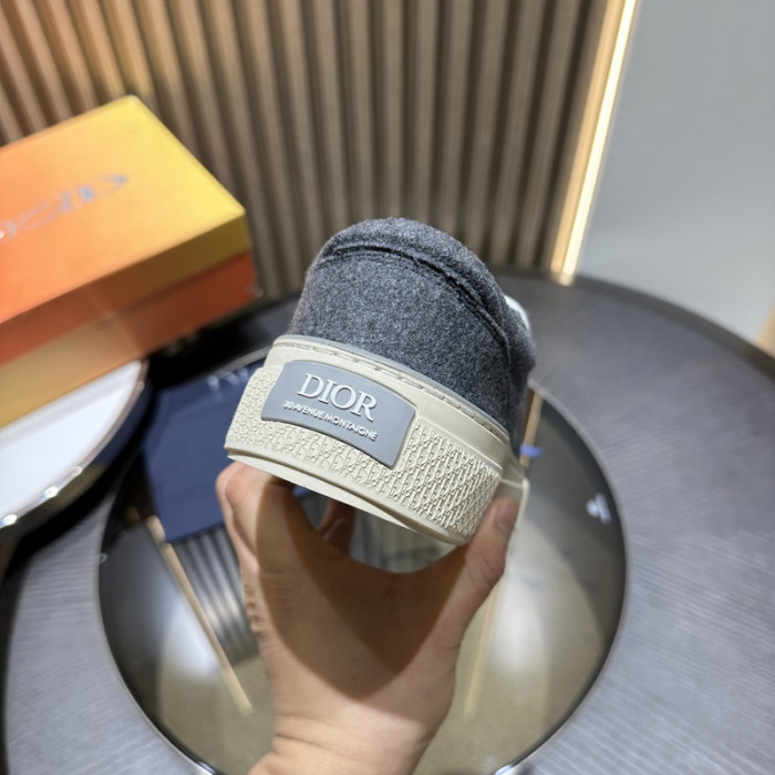 D10r b33 sneakers b330023