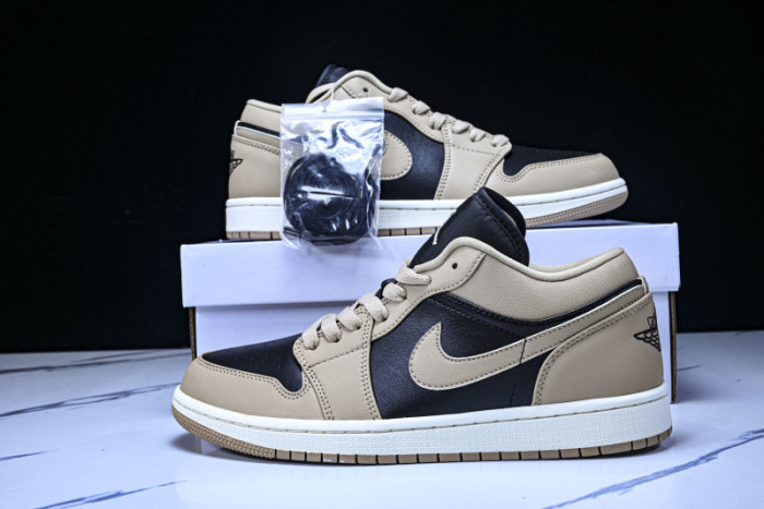 Wmns Air Jordan 1 Low 