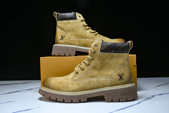 LV BOOTS L000061