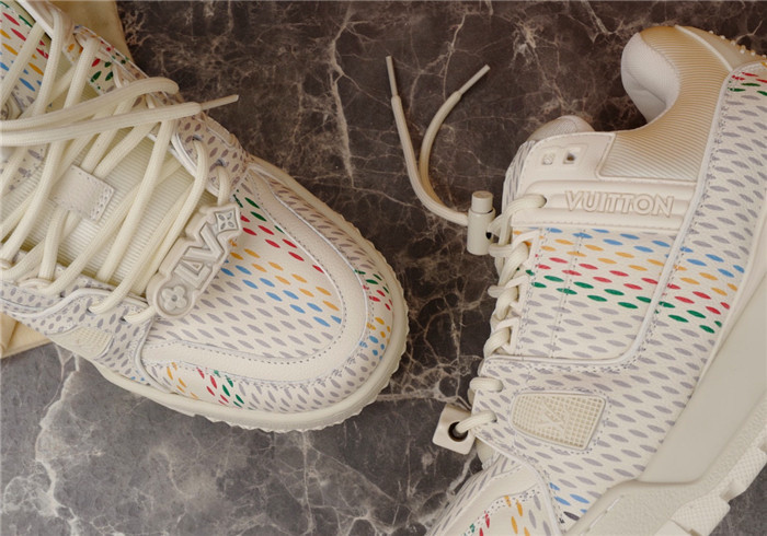 TRAINER MAXI TM016