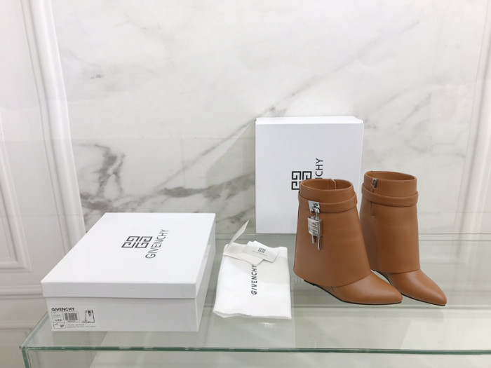 GIVENCHY BOOST GB 000017
