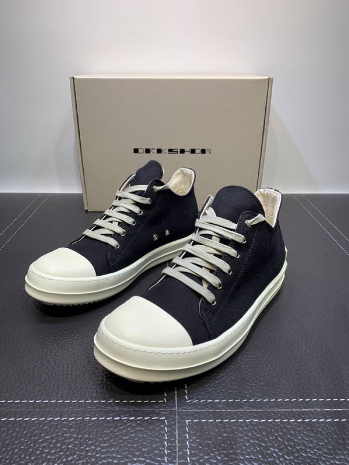 Rick Owen RO000001