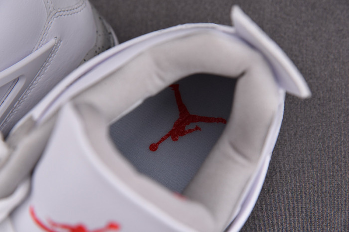 AIR JORDAN 4 WHITE OREO TECH GREY CT8527-100
