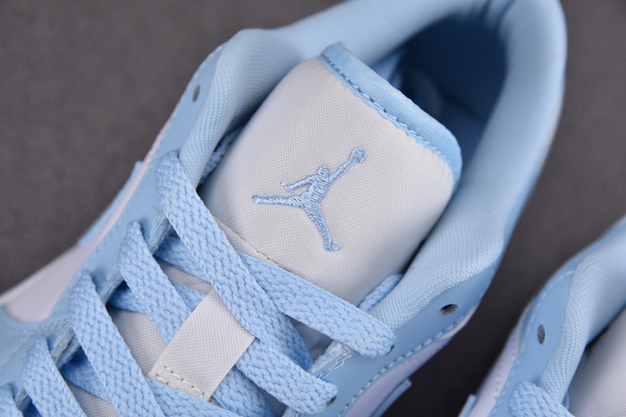 Jordan 1 Low Aluminum (W) DC0774-141