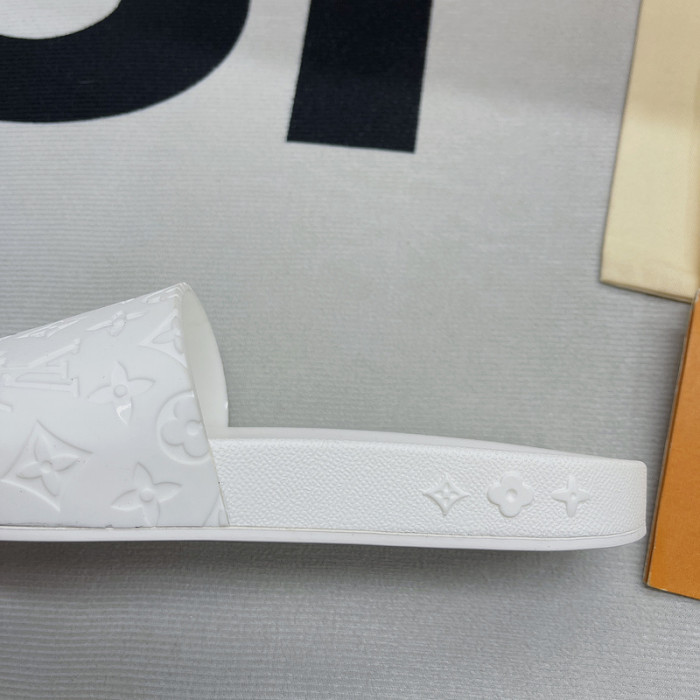 L&V SANDAL26