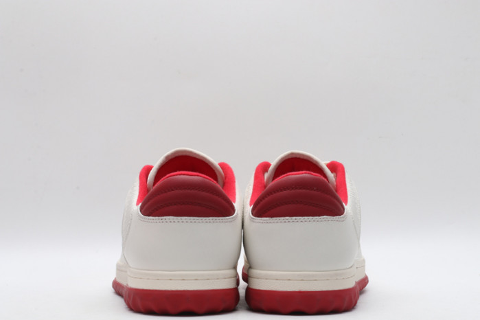 Gucc* Sneaker