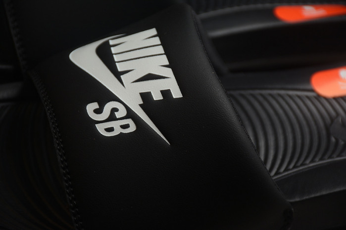 NIKE SANDALS N-027