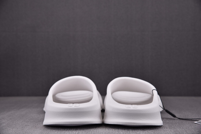 Balenciag* Sandal13
