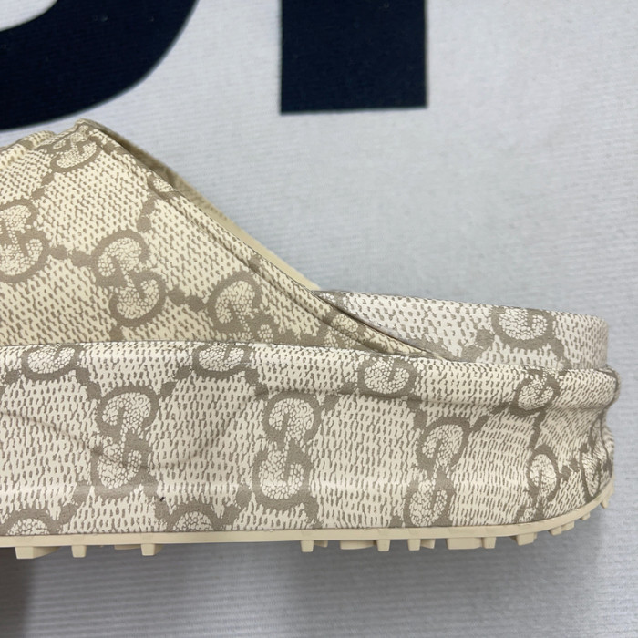 Gucc* Sandal 97
