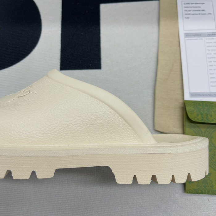 Gucc* Sandal 109