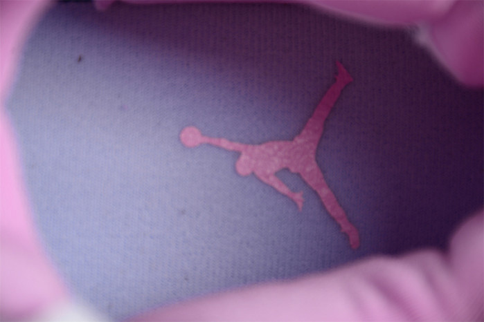 Air Jordan 4