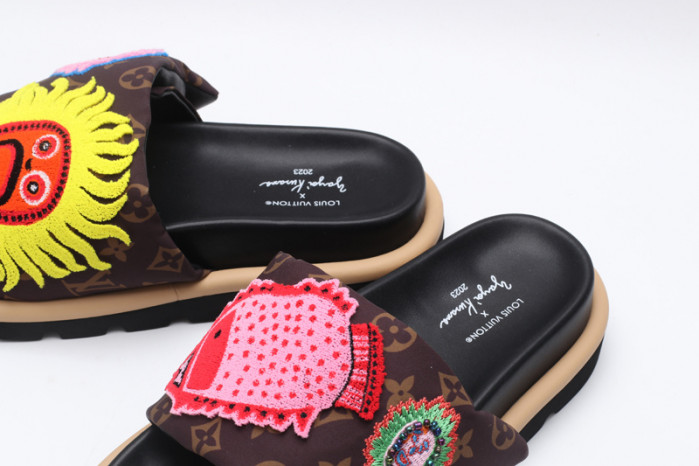 L&V SANDAL40