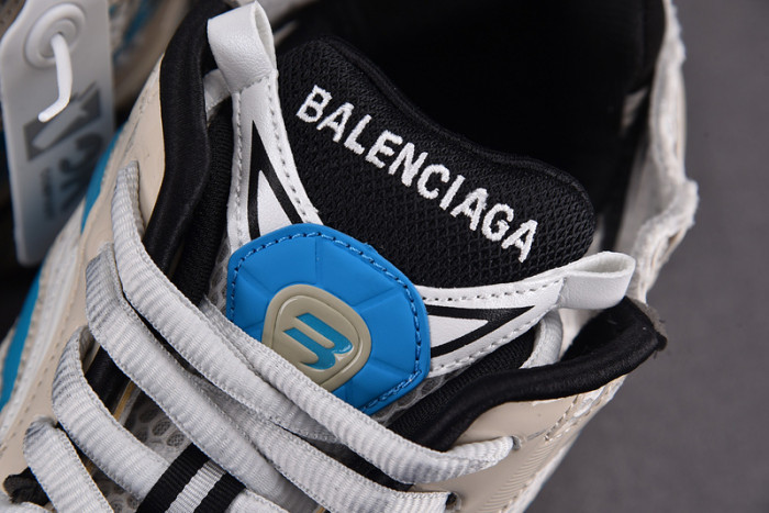 RUNNER SNEAKER RS030