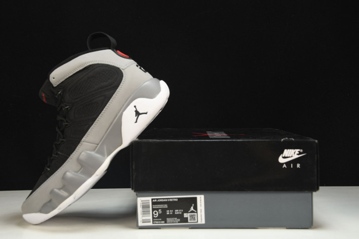 AIR JORDAN 9 RETRO PARTICLE GREY CT8019-060