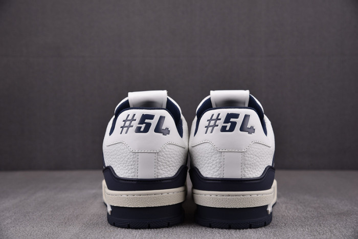 LV SNEAKER LV-000131
