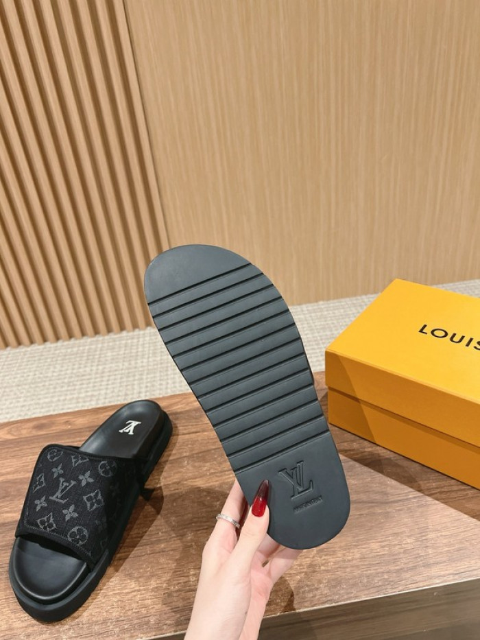 L&V SANDAL115