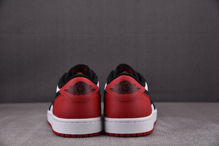 Jordan 1 Retro Low OG Black Toe (2023) CZ0790-106