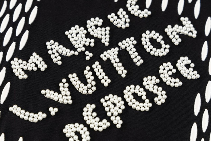 LV CLOTHES V00031
