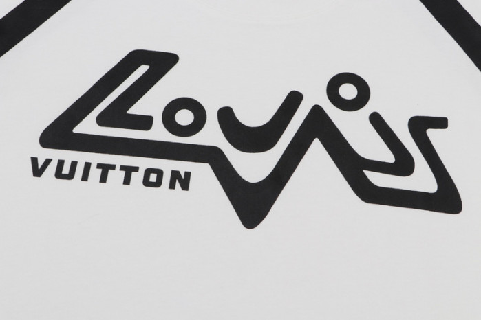 LV CLOTHES V00060