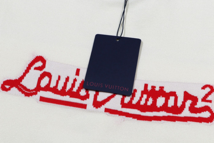 LV CLOTHES V00067
