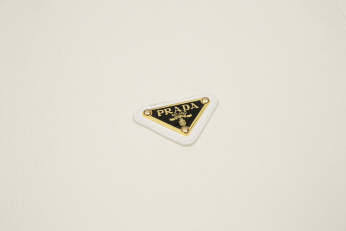 Prad* CLOTHES PRA06