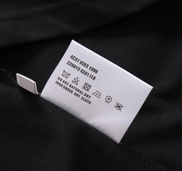 Prad* CLOTHES PRA18