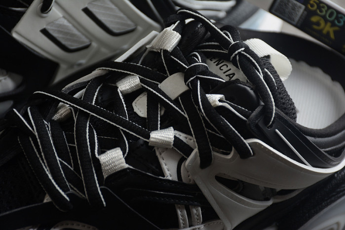 TRACK SNEAKER TS112