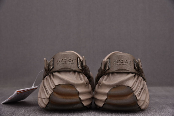 CROCS X SALEHE BEMBURY C00011