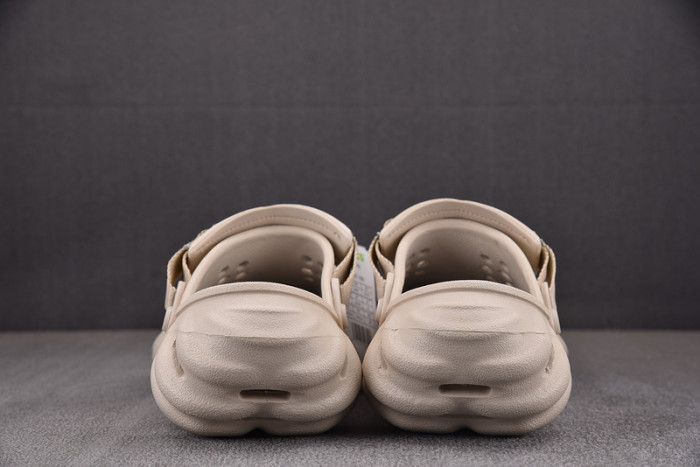 CROCS X SALEHE BEMBURY C00020