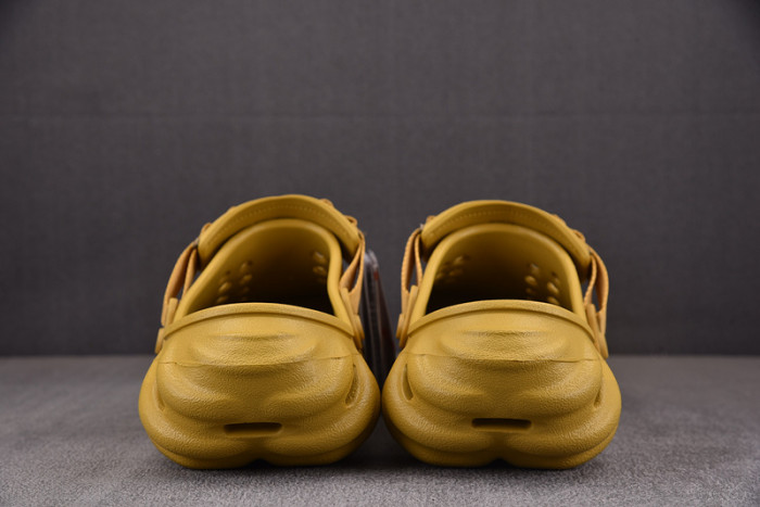 CROCS X SALEHE BEMBURY C00021