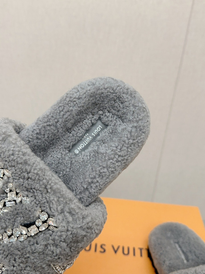 L&V SANDAL151