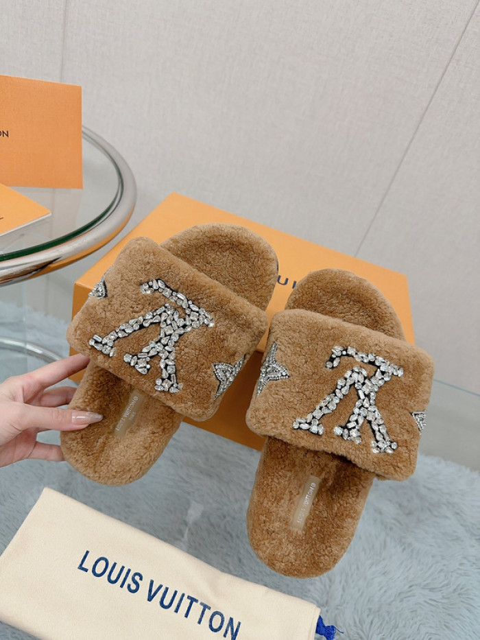 L&V SANDAL152