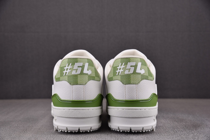 LV SNEAKER LV-000532
