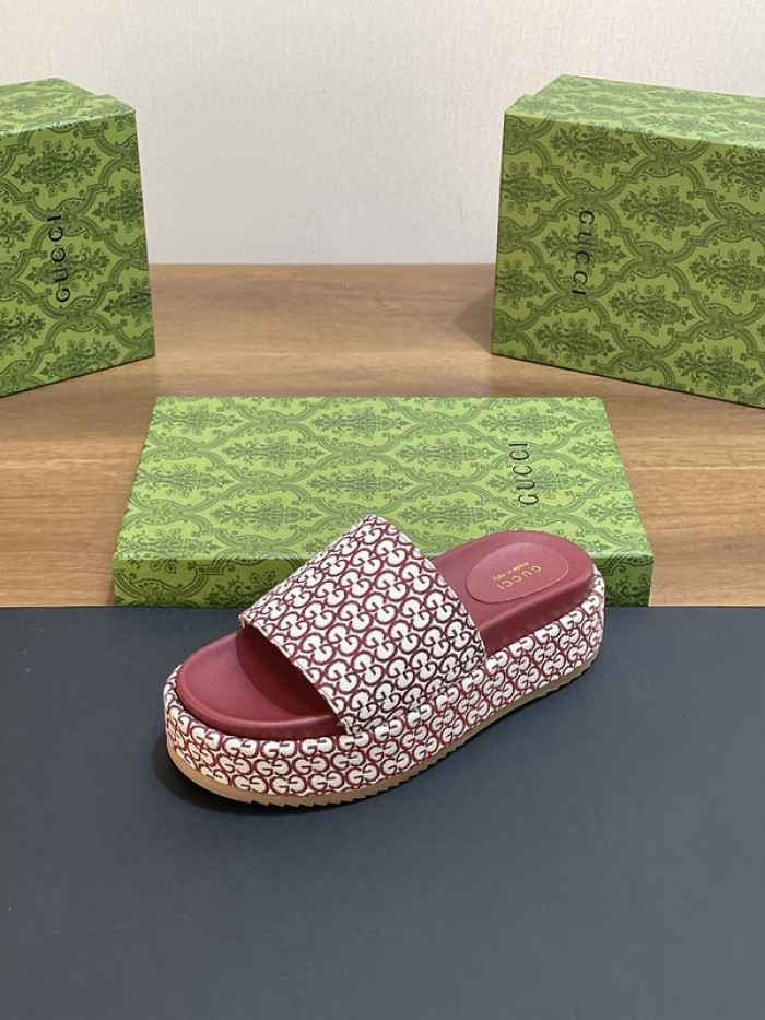 Gucc* Sandal 178