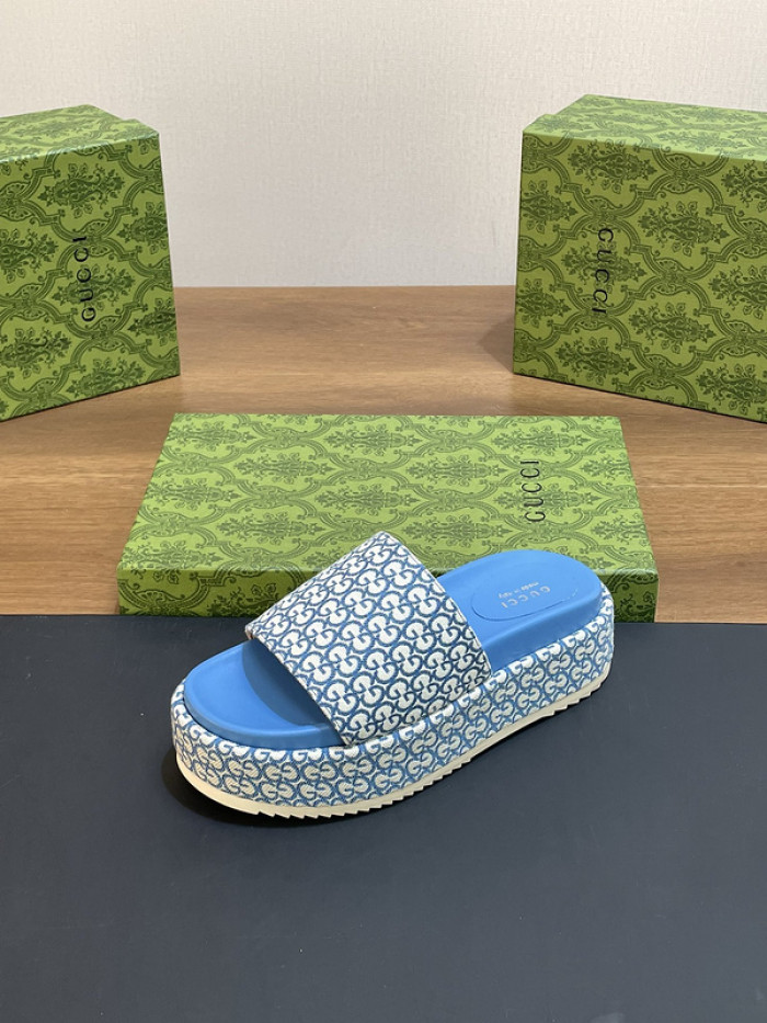Gucc* Sandal 179