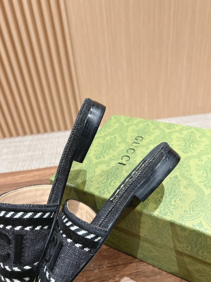 Gucc* Sandal 201