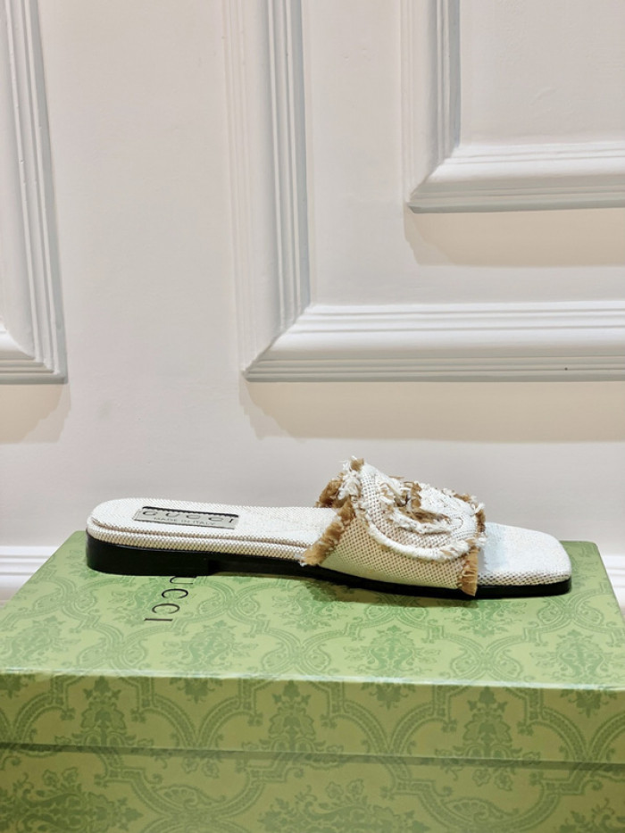 Gucc* Sandal 206