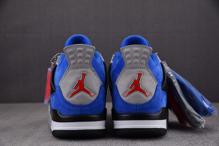 AIR JORDAN 4