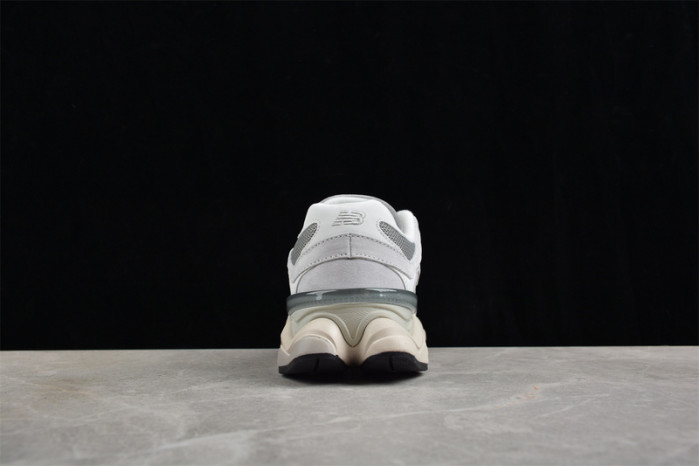 NEW BALANCE SNEAKER 9060