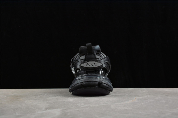 TRACK SNEAKER TS187