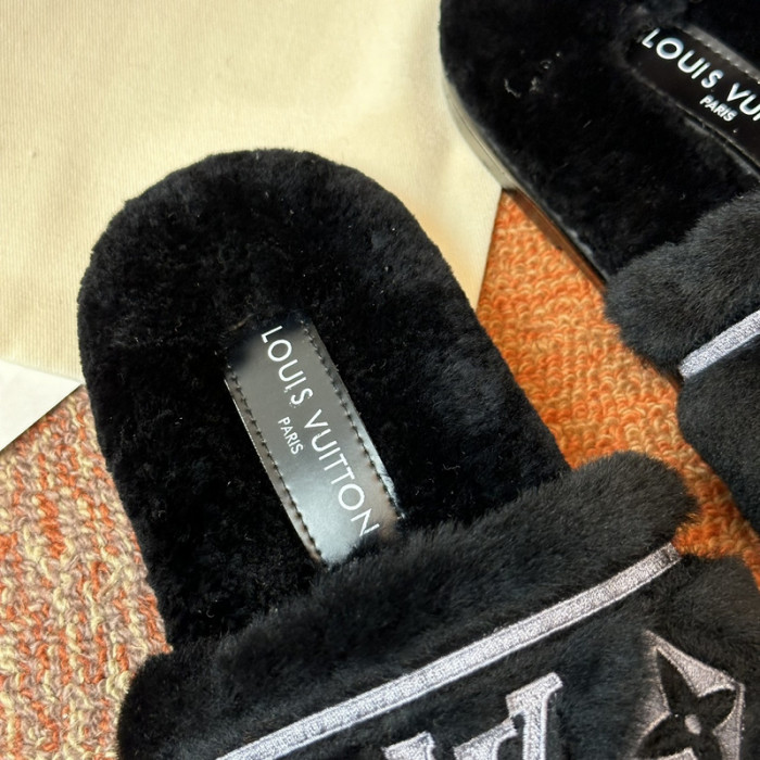 L&V SANDAL LVSD165