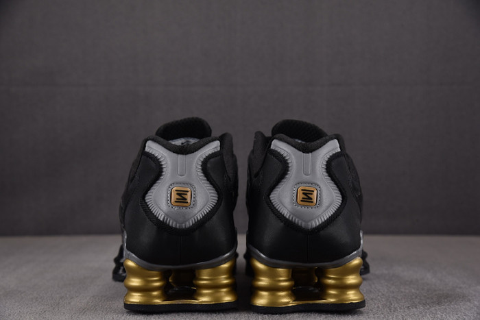 NIKE Neymar Jr. x Shox TL 